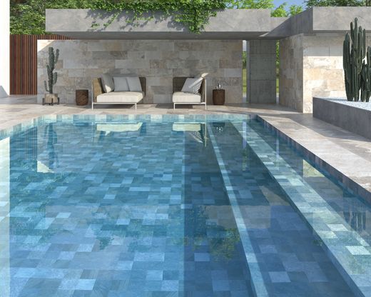 Bali Blue Bullnose 14,7 x 14,7