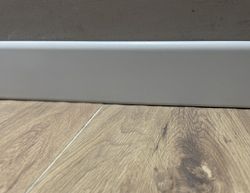 Caixa Rodapé Branco Mate 10x60