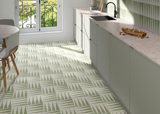 Decor Green Four 20x20